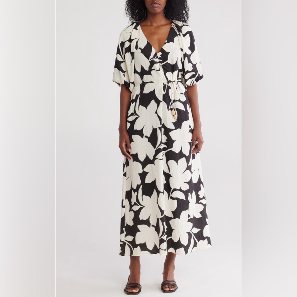 Ellen Tracy floral puff sleeve maxi dress
